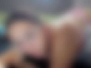 Hotpinkcheeto's Live Sex Cam Show