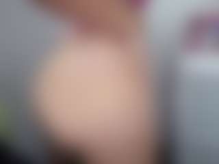 Hotpinkcheeto's Live Sex Cam Show