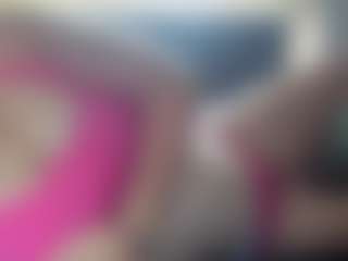Hotpinkcheeto's Live Sex Cam Show