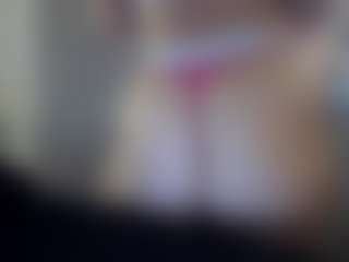 Hotpinkcheeto's Live Sex Cam Show