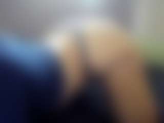 Hotpinkcheeto's Live Sex Cam Show
