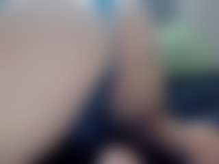 Hotpinkcheeto's Live Sex Cam Show