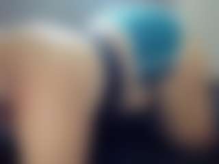 Hotpinkcheeto's Live Sex Cam Show