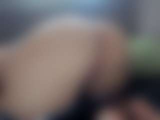 Hotpinkcheeto's Live Sex Cam Show