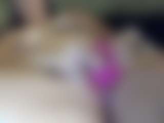 Hotpinkcheeto's Live Sex Cam Show