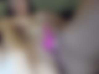 Hotpinkcheeto's Live Sex Cam Show