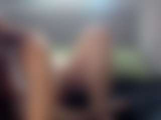 Hotpinkcheeto's Live Sex Cam Show