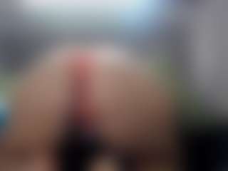 Hotpinkcheeto's Live Sex Cam Show