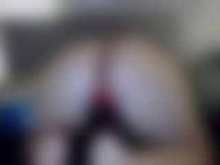 Hotpinkcheeto's Live Sex Cam Show
