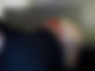 Live cam show with Hotpinkcheeto - Brown Eyes on Free Soda