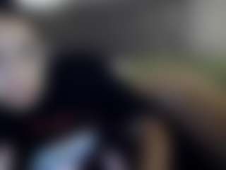 Live cam show with Hotpinkcheeto - Brown Eyes Curvy on Free Soda
