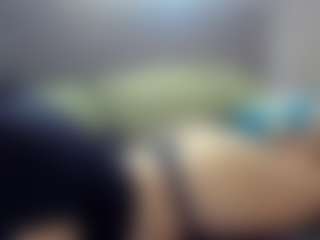 Hotpinkcheeto's Live Sex Cam Show