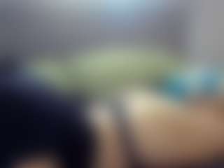 Hotpinkcheeto's Live Sex Cam Show