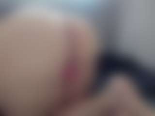 Hotpinkcheeto's Live Sex Cam Show