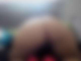 Hotpinkcheeto's Live Sex Cam Show