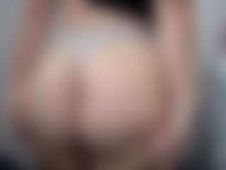 Hotpinkcheeto's Live Sex Cam Show