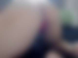 Hotpinkcheeto's Live Sex Cam Show