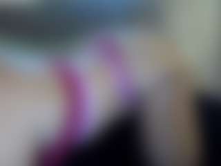 Hotpinkcheeto's Live Sex Cam Show
