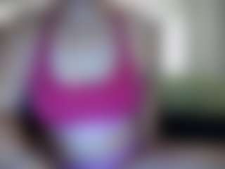Hotpinkcheeto's Live Sex Cam Show