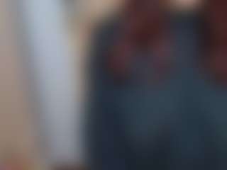 Live cam show with Hotpinkcheeto - Gamer Curvy on CSO-WL
