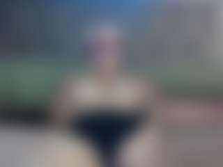 Hotpinkcheeto's Live Sex Cam Show