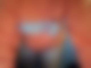 Hotpinkcheeto's Live Sex Cam Show