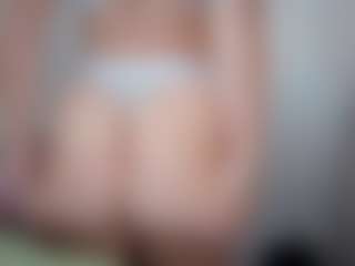 Hotpinkcheeto's Live Sex Cam Show