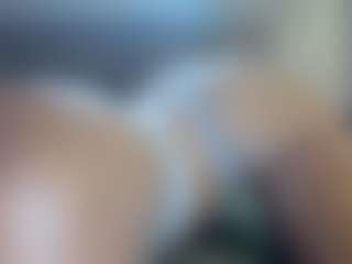 Hotpinkcheeto's Live Sex Cam Show