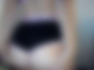 Hotpinkcheeto's Live Sex Cam Show