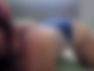 Hotpinkcheeto's Live Sex Cam Show
