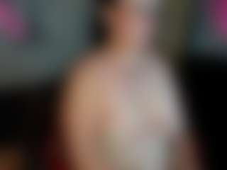 nata-roberts MILF webcam performer live streaming