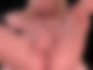 Live cam show with blondebab3 - Big Tits on xDating
