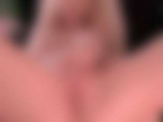 blondebab3's Live Sex Cam Show
