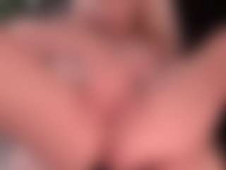blondebab3's Live Sex Cam Show