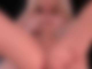 blondebab3's Live Sex Cam Show