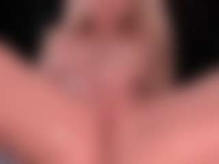 blondebab3's Live Sex Cam Show