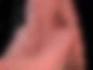 Live cam show with blondebab3 - Fingers on CamSodaAdn