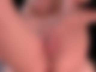 Live cam show with blondebab3 - Curvy on Camming Site