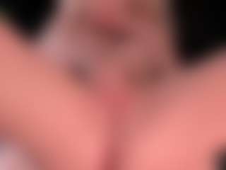 blondebab3's Live Sex Cam Show