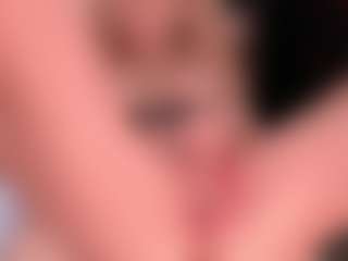 blondebab3's Live Sex Cam Show