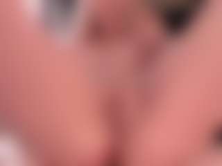 blondebab3's Live Sex Cam Show