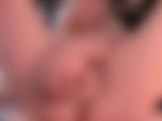 Live cam show with blondebab3 - Fingers on AdultVida.com