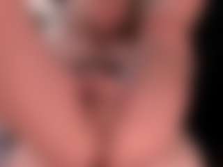 blondebab3's Live Sex Cam Show