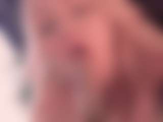 blondebab3's Live Sex Cam Show