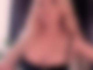 blondebab3's Live Sex Cam Show