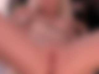 blondebab3's Live Sex Cam Show