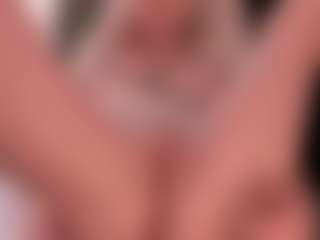 Live cam show with blondebab3 - Petite on Dare Cams