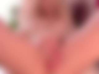 Live cam show with blondebab3 - Spank on milfzrlive.com