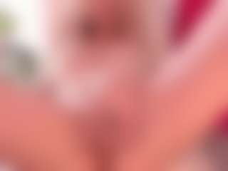 Live cam show with blondebab3 - Spank Curvy on friskycurves.com