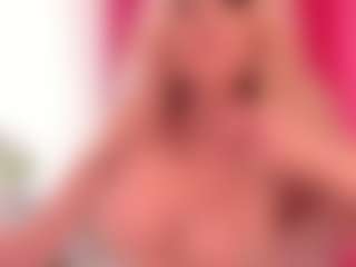 blondebab3's Live Sex Cam Show